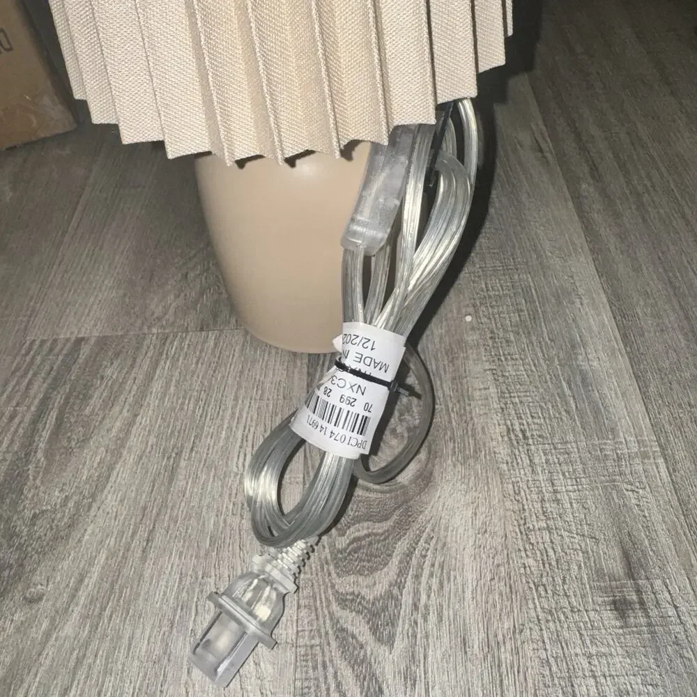 Room Essentials Target Pleated Table Lamp Beige 10.5” Neutral Accent Lamp New